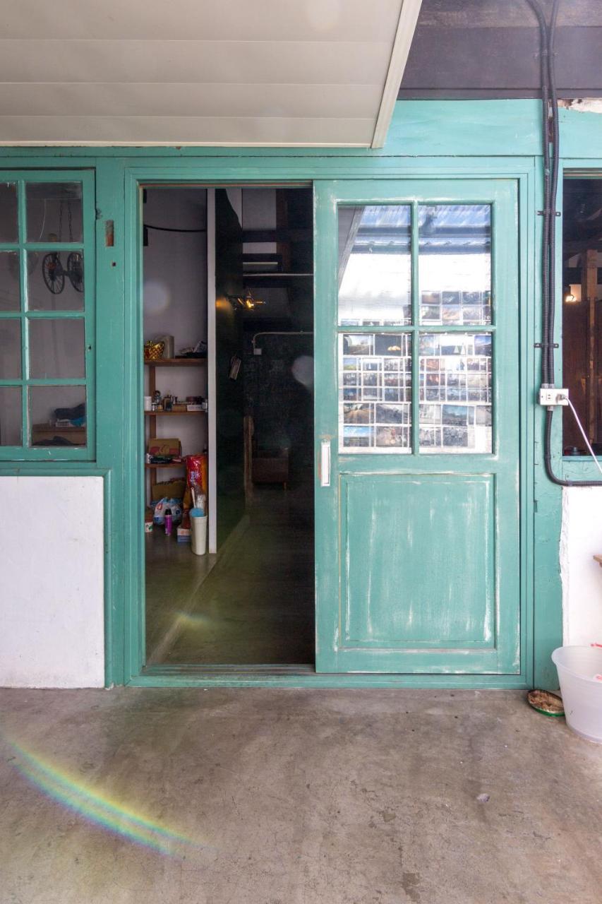 Pisces Youth Hostel T'ai-tung Exterior foto